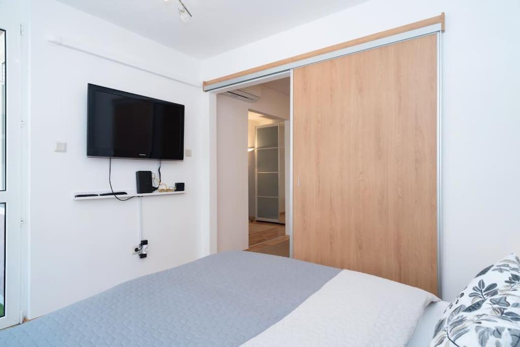 Ferienwohnung Ap. With Free Parking Near Budapestcongress Centre Exterior foto