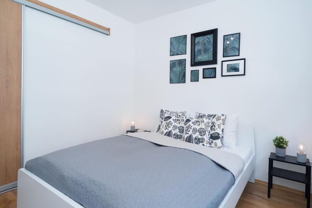 Ferienwohnung Ap. With Free Parking Near Budapestcongress Centre Exterior foto
